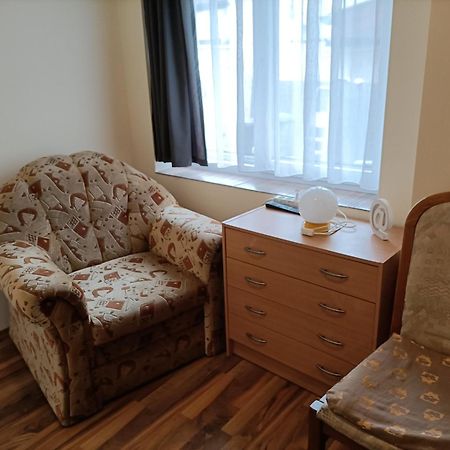 Start Apartmanok Pécs Exterior foto