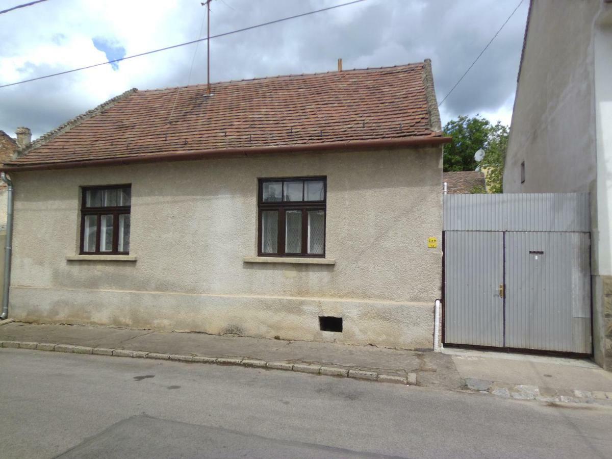 Start Apartmanok Pécs Exterior foto