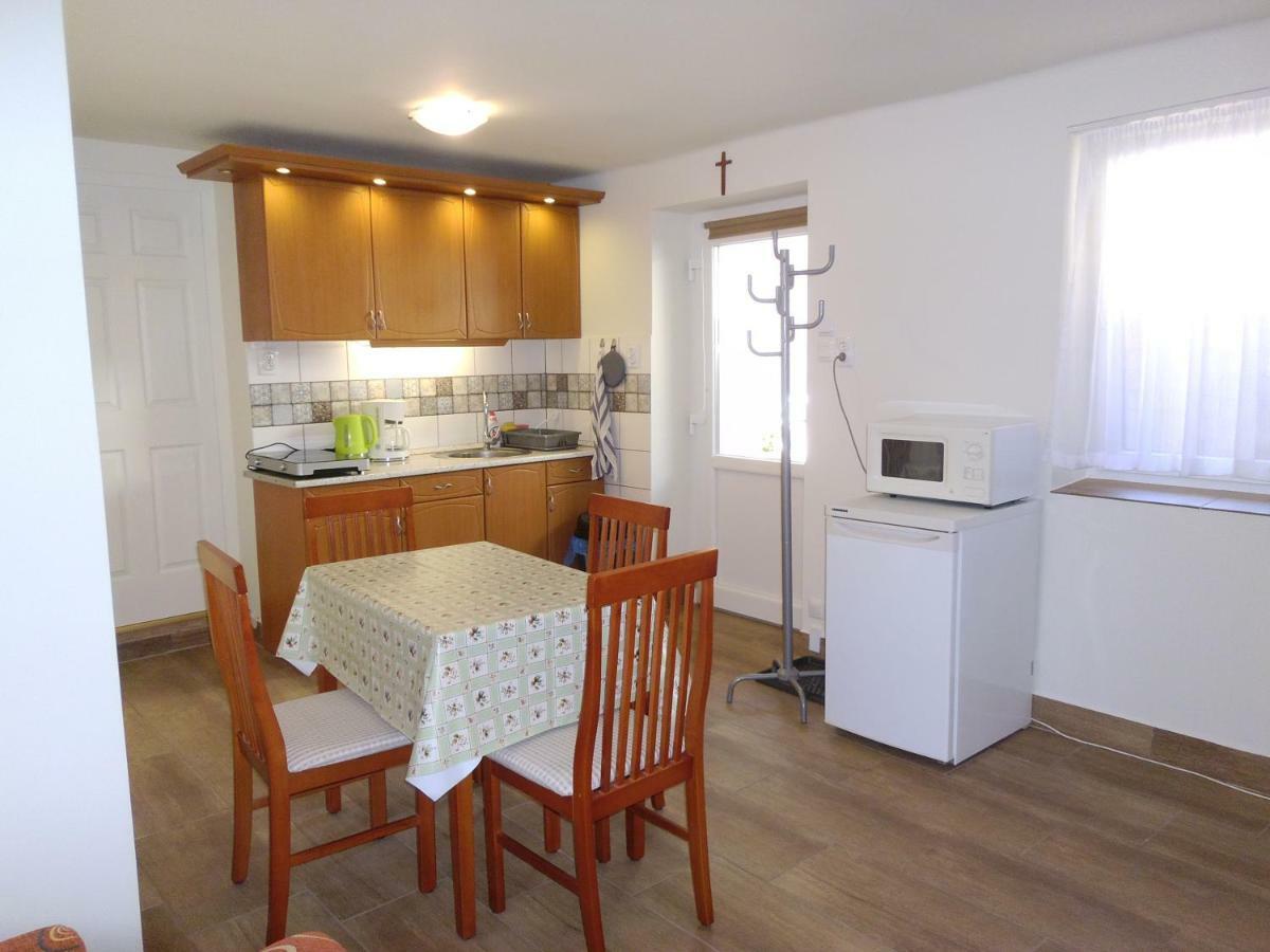 Start Apartmanok Pécs Exterior foto